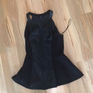 Guess 1/2 leather top